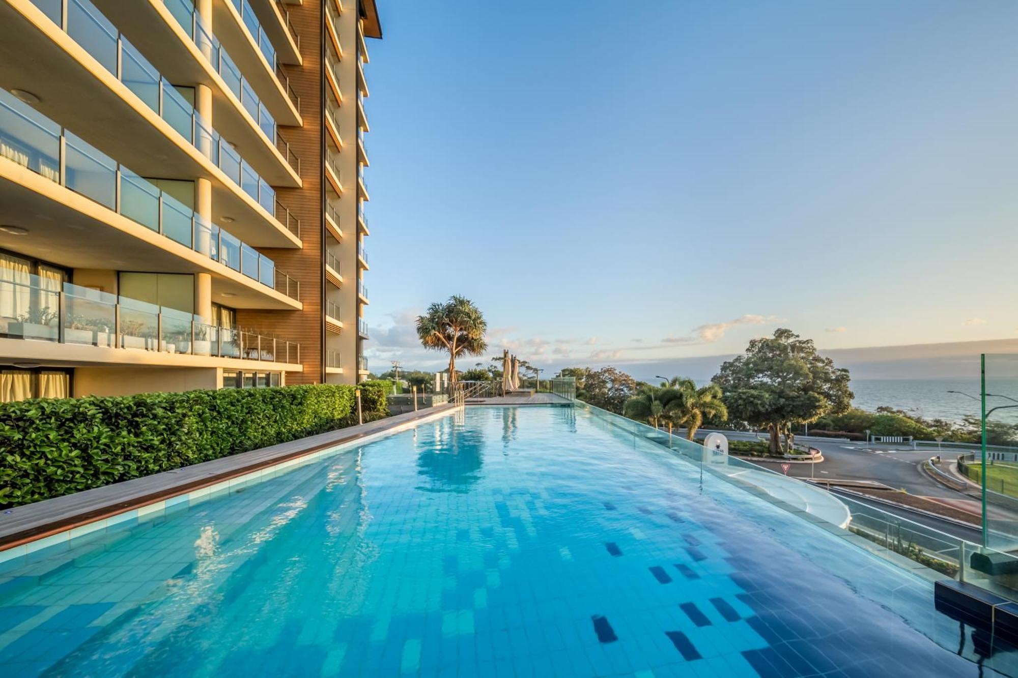 Oaks Redcliffe Mon Komo Suites מראה חיצוני תמונה