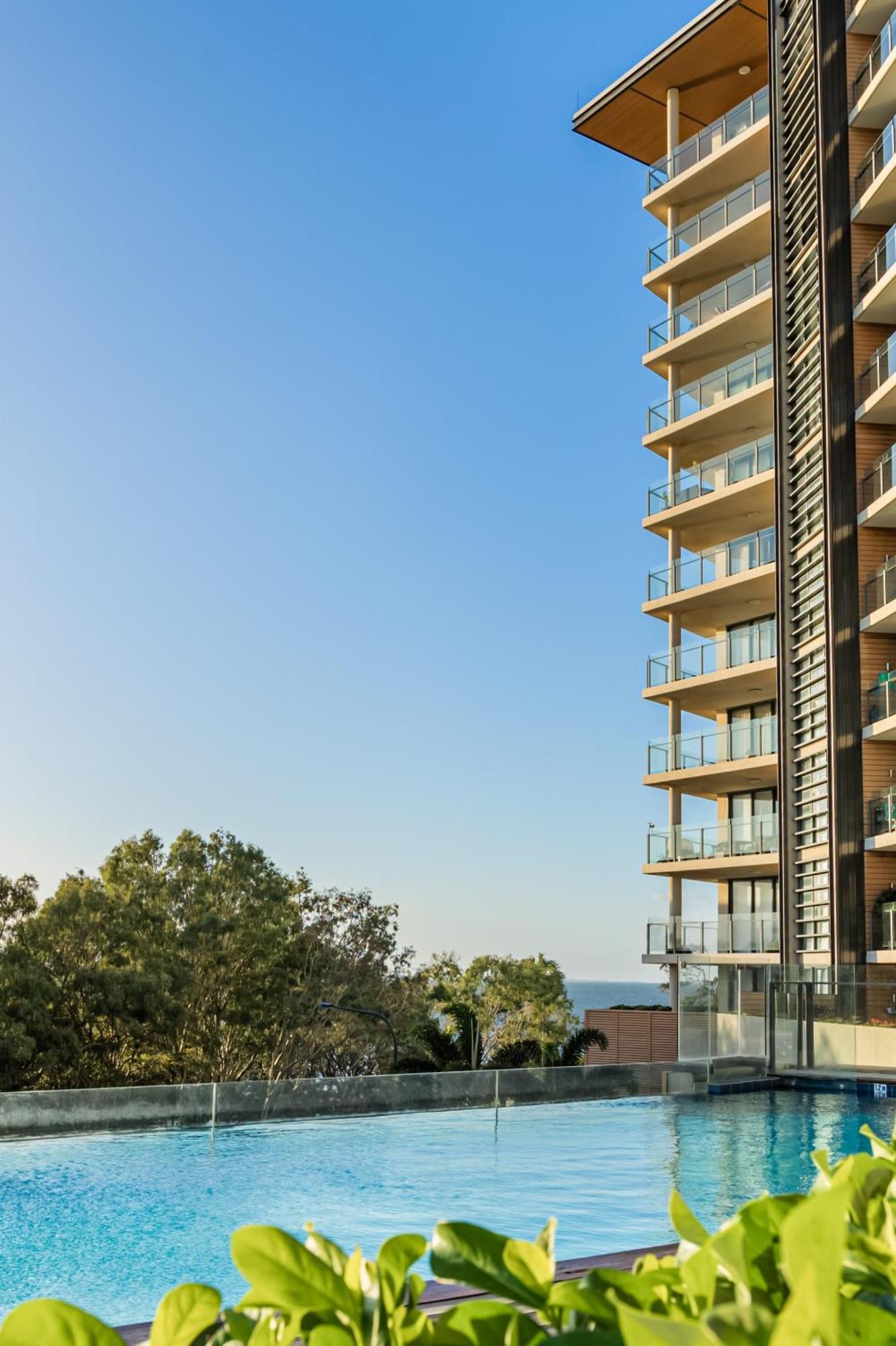 Oaks Redcliffe Mon Komo Suites מראה חיצוני תמונה