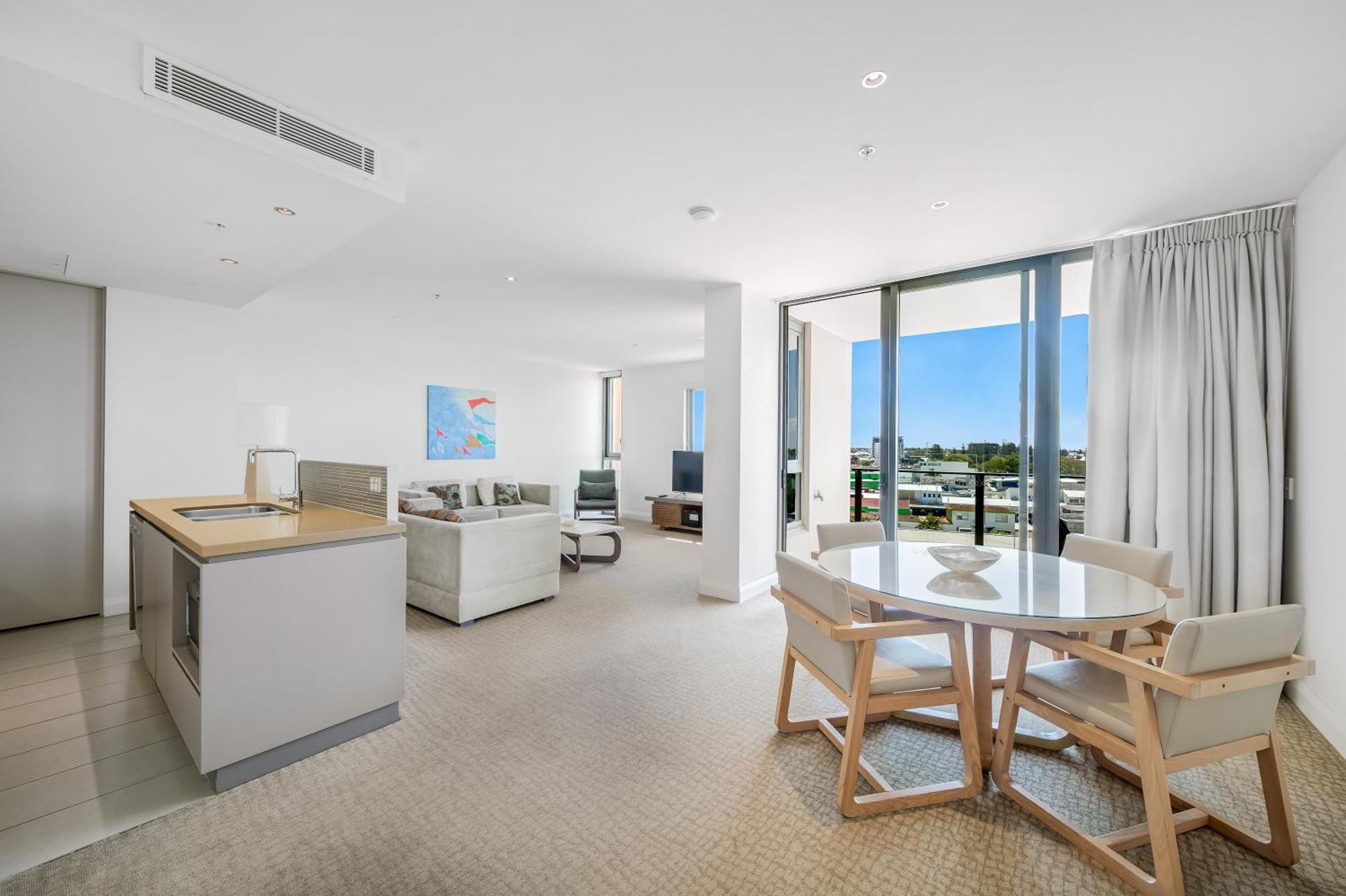 Oaks Redcliffe Mon Komo Suites מראה חיצוני תמונה