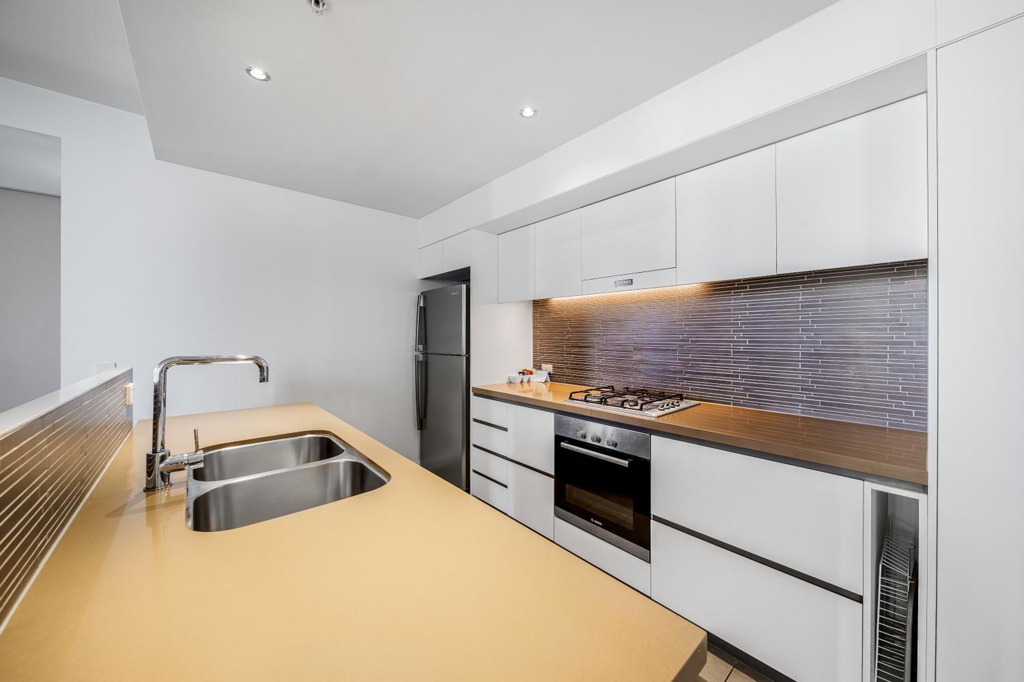 Oaks Redcliffe Mon Komo Suites מראה חיצוני תמונה