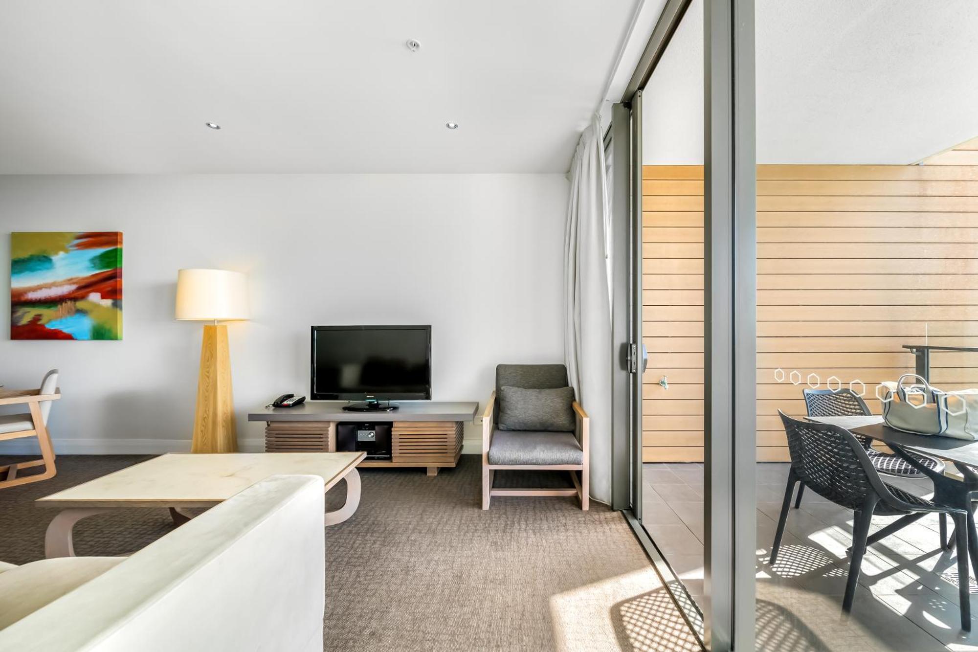 Oaks Redcliffe Mon Komo Suites מראה חיצוני תמונה