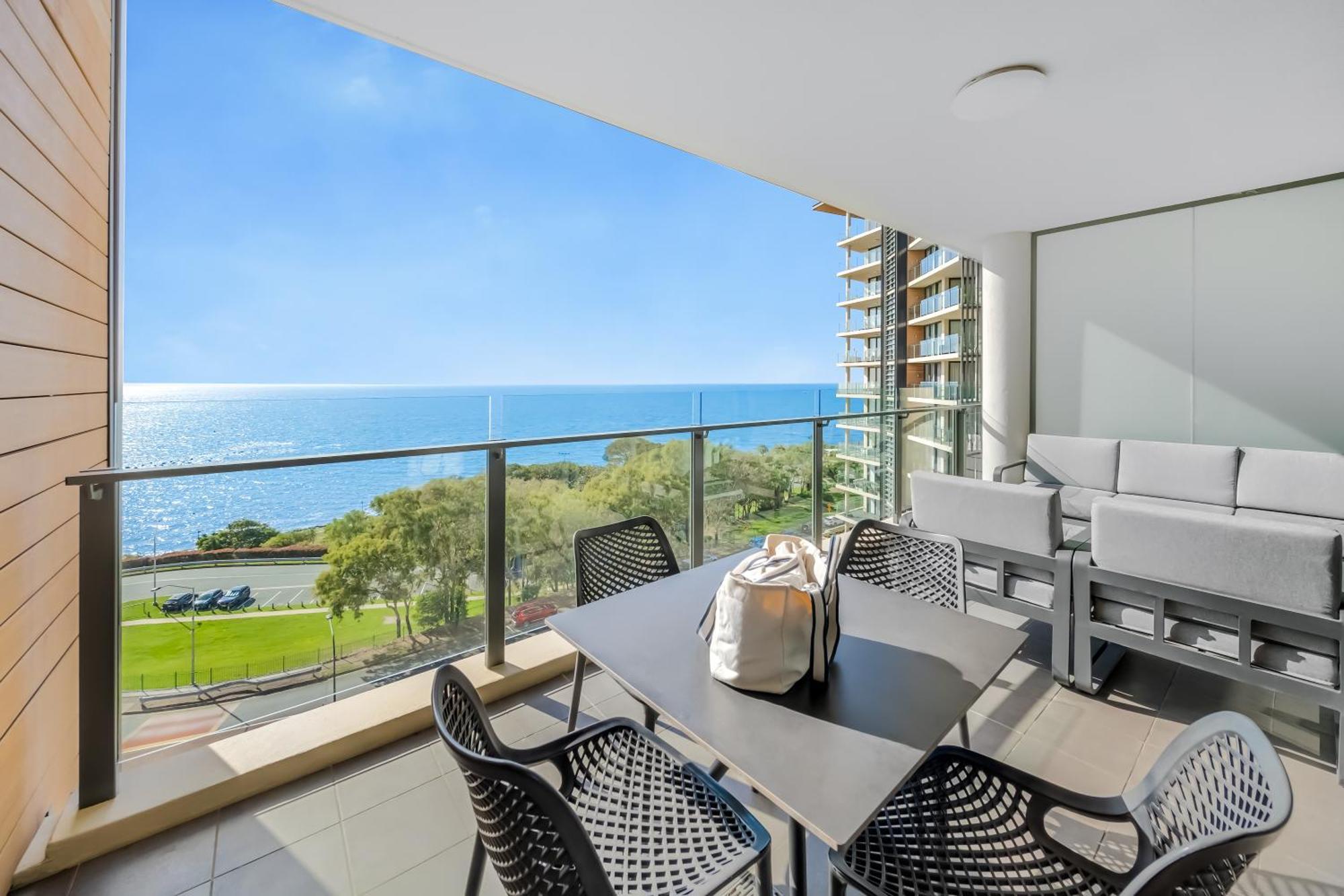 Oaks Redcliffe Mon Komo Suites מראה חיצוני תמונה