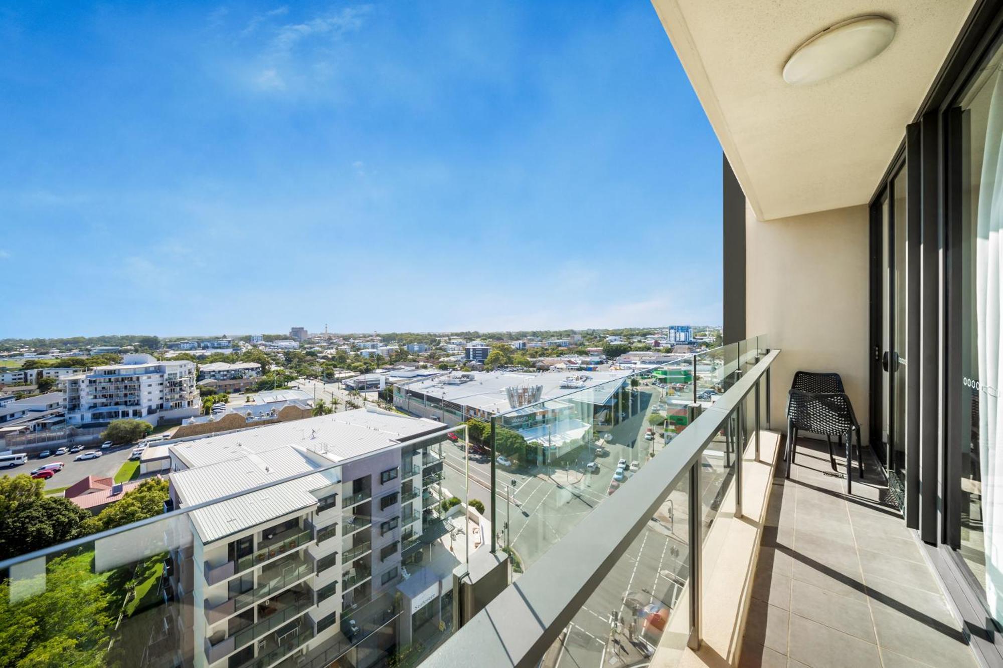 Oaks Redcliffe Mon Komo Suites מראה חיצוני תמונה